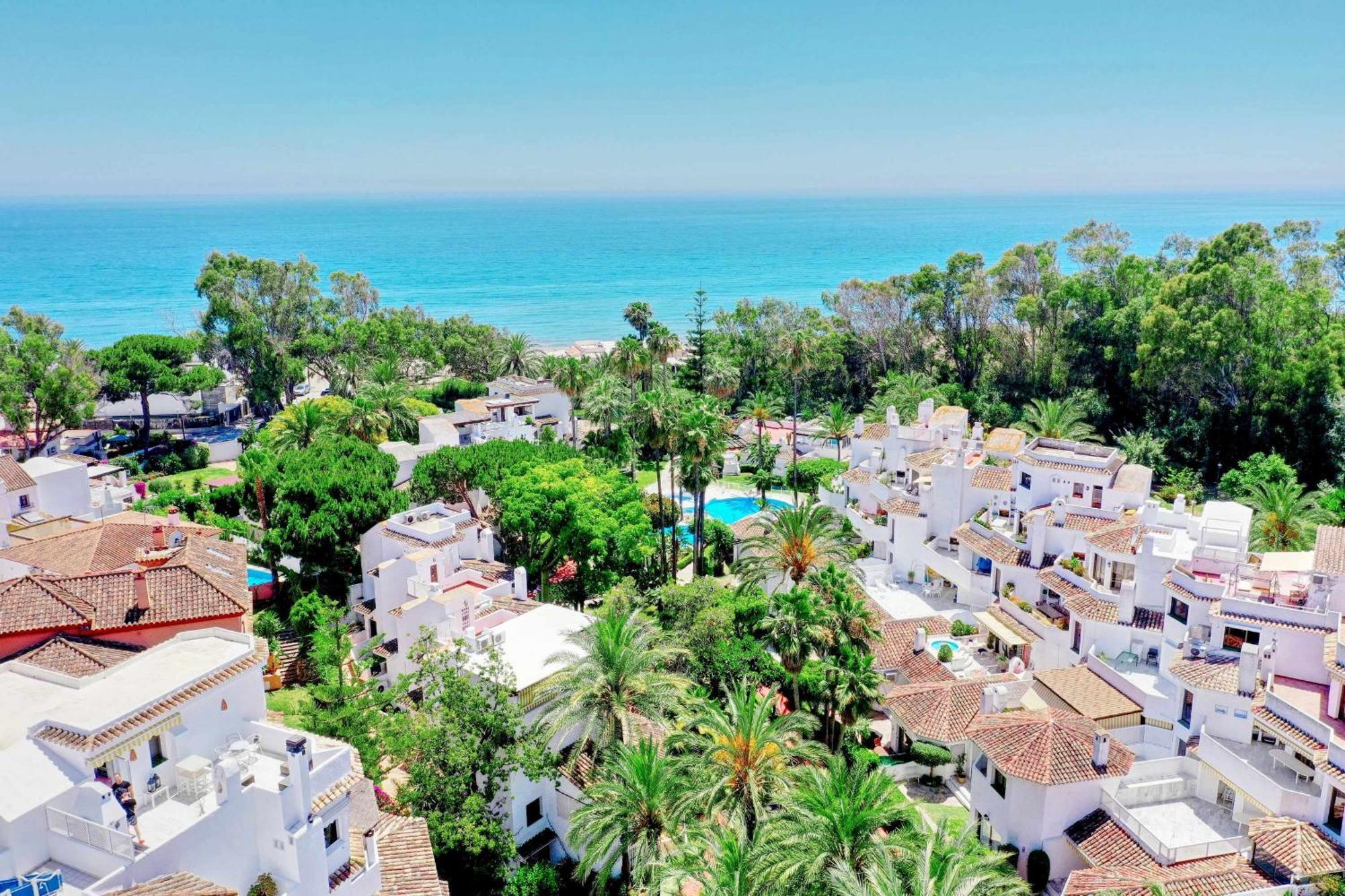 1080 Beachfront Penthouse 3 Floors Jacuzzi 2 Pools Wifi Roof Terrace Marbella Exterior foto